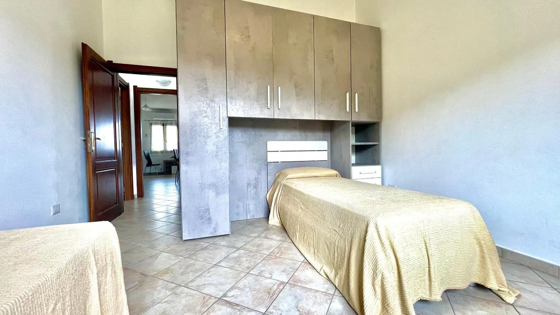 Terrace House Apartment Bari Sardo 0*,