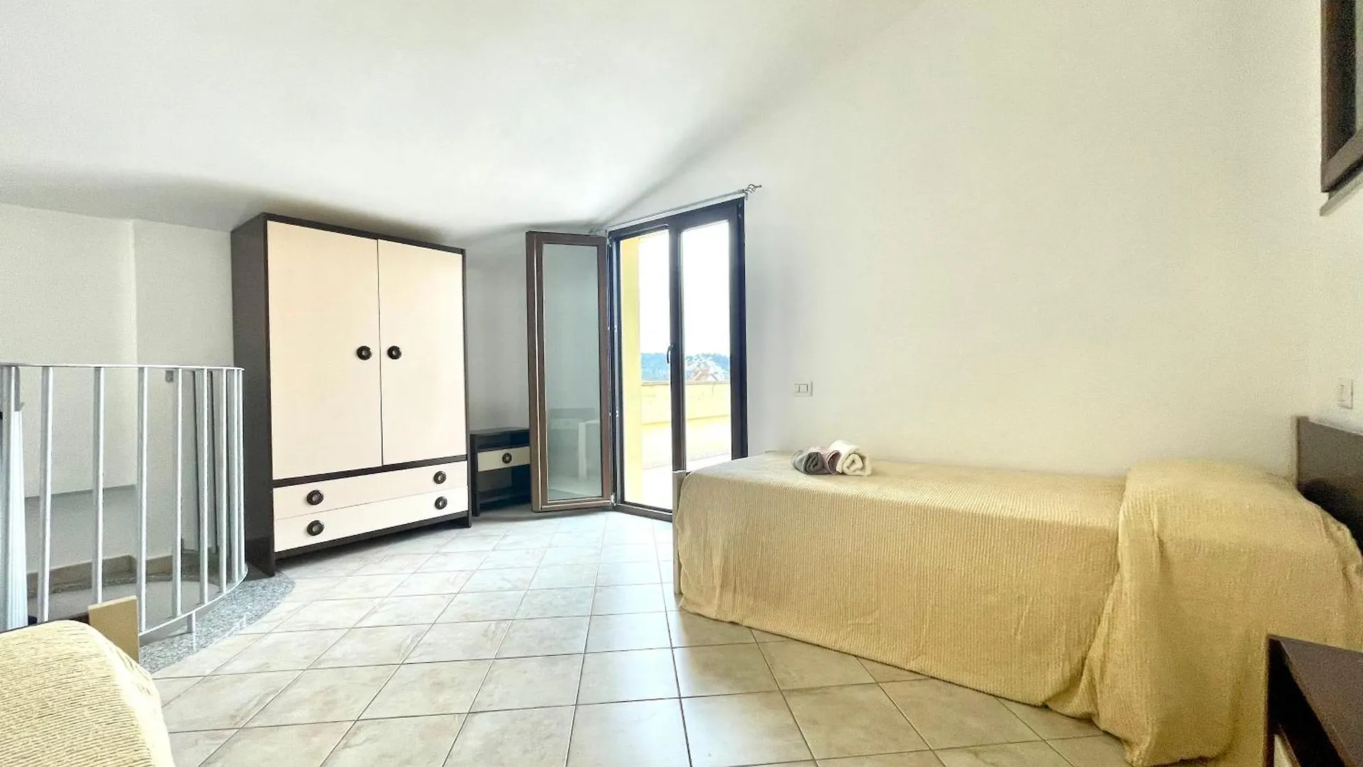 Terrace House Apartment Bari Sardo Italy