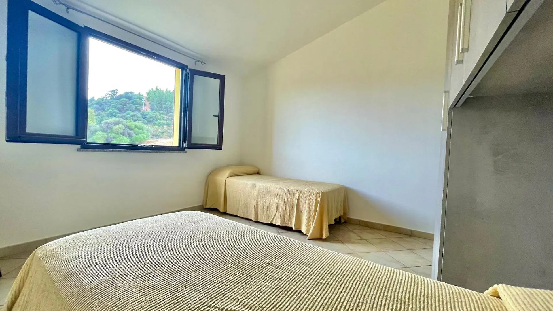 Terrace House Apartment Bari Sardo